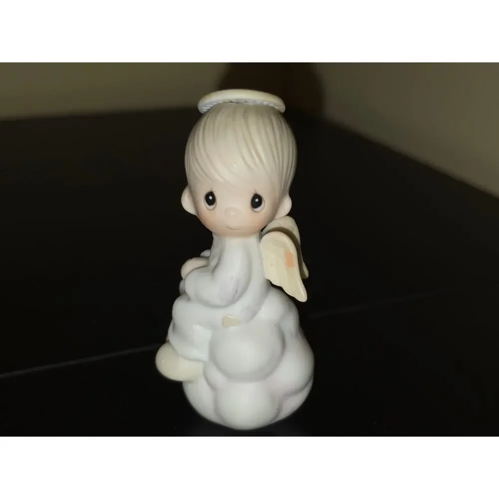 Precious Moments Angel Ornament “But Love Goes On Forever” 1980 Enesco E-5627